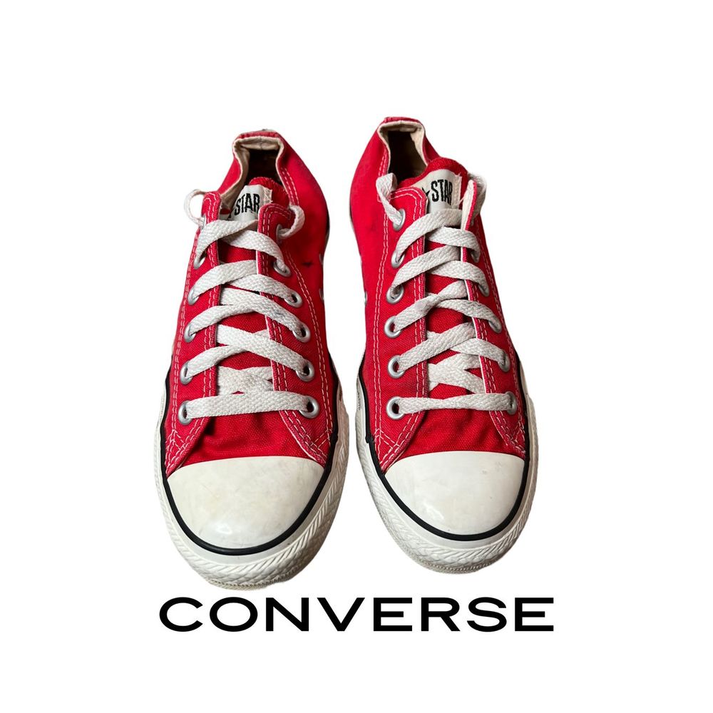 Converse Chuck Taylor Unisex women’s size 7 Mens 5 PreOwned